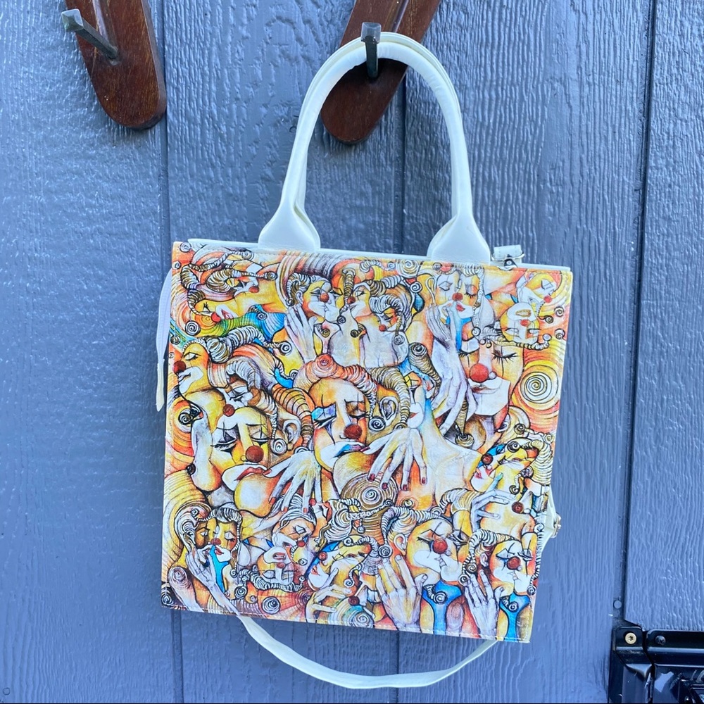 Very unique bag! Very vintage